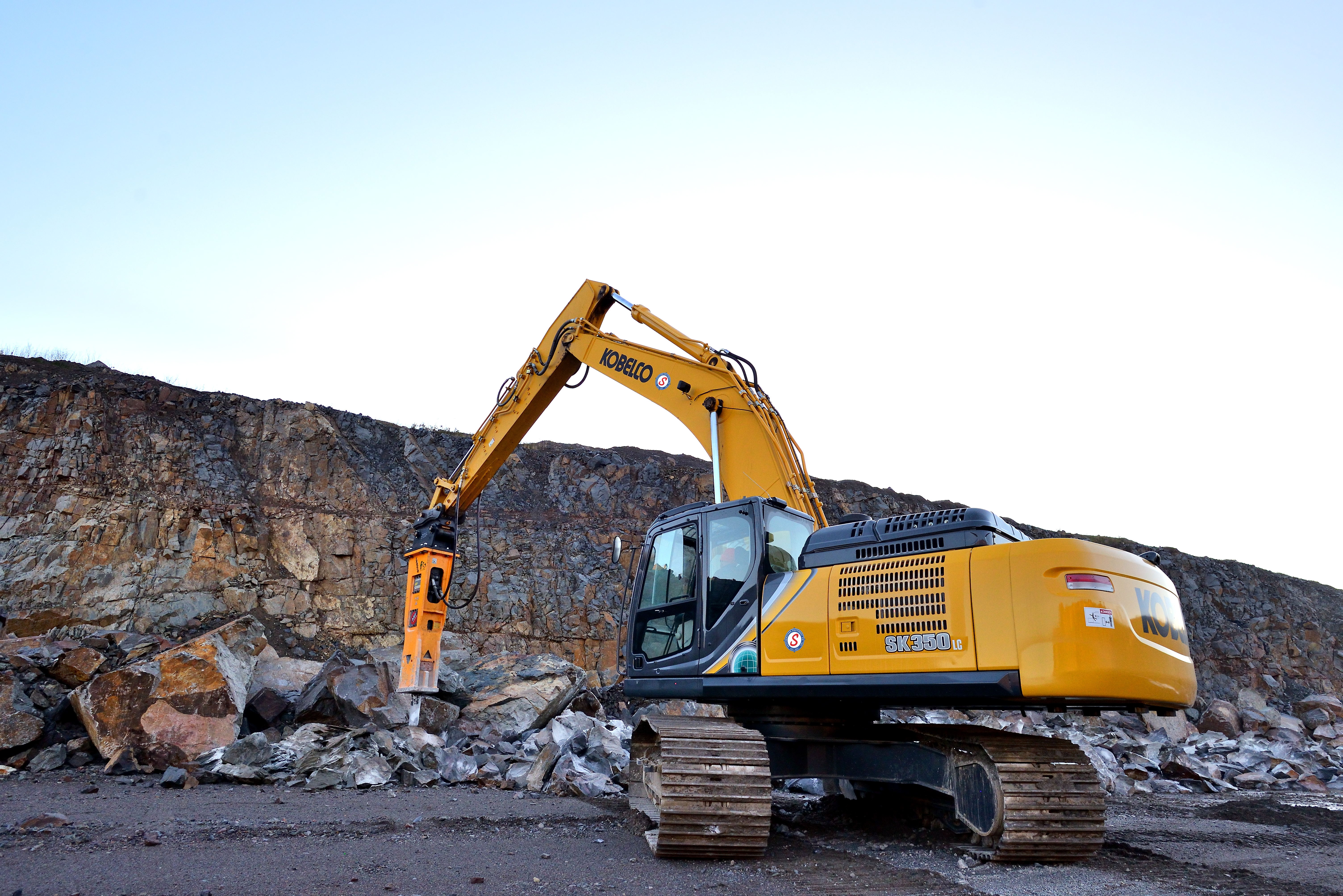 Kobelco Sk350LC Here